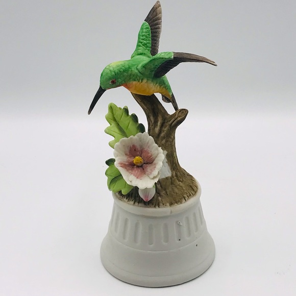 Vintage Royal Crown porcelain musical bell shaped Hummingbird. Try to Remember - Picture 1 of 7
